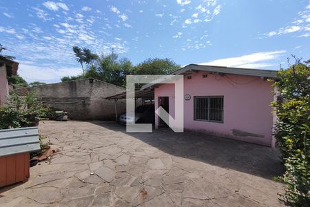 Casa à venda com 120m², 2 quartos e 1 vagaPátio