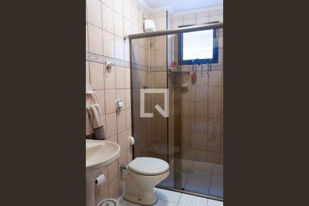 Apartamento para alugar com 90m², 2 quartos e 2 vagas Apartamento para alugar com 90m², 2 quartos e 2 vagasBanheiro social
