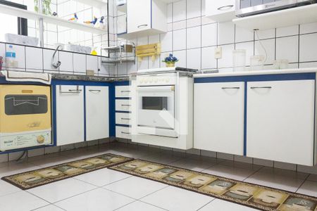 Apartamento para alugar com 90m², 2 quartos e 2 vagas Apartamento para alugar com 90m², 2 quartos e 2 vagasDetalhe cozinha