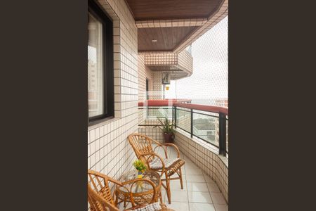 Varanda de apartamento para alugar com 2 quartos, 90m² em Vila Tupi, Praia Grande