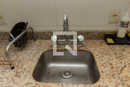 Casa à venda com 330m², 3 quartos e 4 vagasCozinha - Torneira