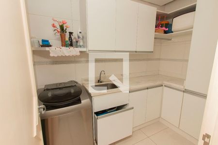 Casa à venda com 330m², 3 quartos e 4 vagasLavanderia