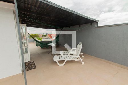 Casa à venda com 330m², 3 quartos e 4 vagasTerraço