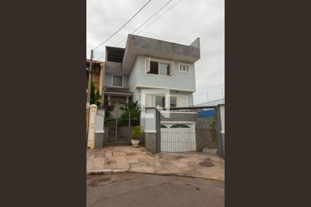 Casa à venda com 330m², 3 quartos e 4 vagasFachada