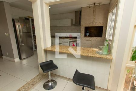 Casa à venda com 330m², 3 quartos e 4 vagasCozinha