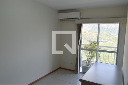 Quarto 1 de apartamento à venda com 3 quartos, 96m² em Barra da Tijuca, Rio de Janeiro