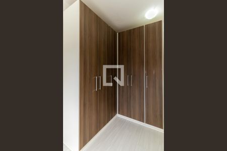 Apartamento à venda com 52m², 2 quartos e 1 vagaQuarto 2 - Armários