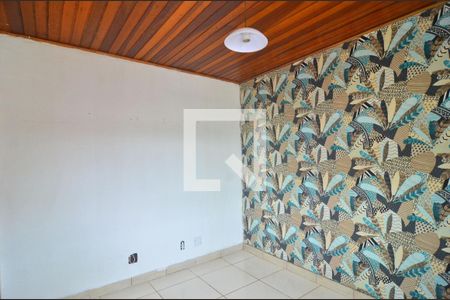 Sala de apartamento à venda com 2 quartos, 41m² em Guajuviras, Canoas