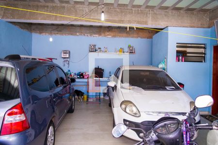 Casa à venda com 134m², 3 quartos e 5 vagas Casa à venda com 134m², 3 quartos e 5 vagasGaragem