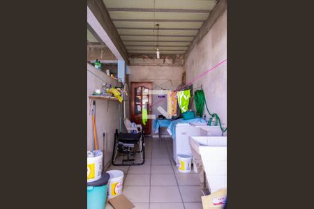 Casa à venda com 134m², 3 quartos e 5 vagas Casa à venda com 134m², 3 quartos e 5 vagasÁrea de Serviço