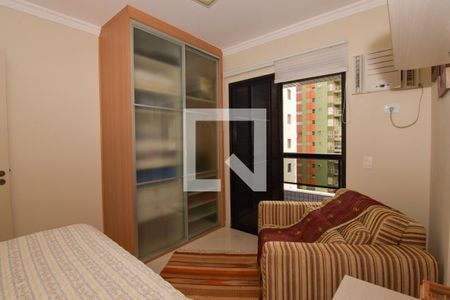 Quarto de apartamento para alugar com 2 quartos, 90m² em Jardim Astúrias, Guarujá