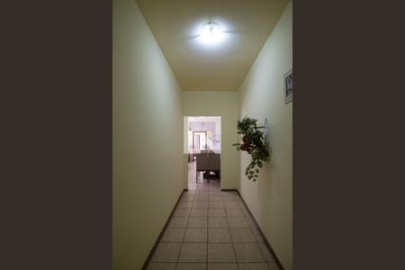 Casa de condomínio à venda com 251m², 4 quartos e 3 vagasCorredor