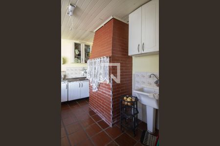 Casa de condomínio à venda com 251m², 4 quartos e 3 vagasÁrea de Churrasqueira e Serviço