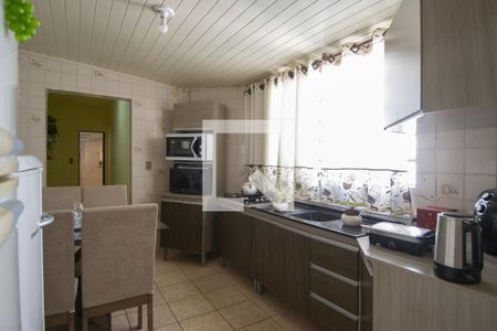 Casa de condomínio à venda com 251m², 4 quartos e 3 vagasCozinha