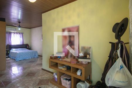 Casa de condomínio à venda com 251m², 4 quartos e 3 vagasSuite