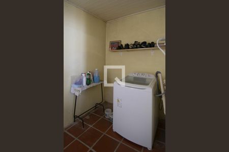 Casa de condomínio à venda com 251m², 4 quartos e 3 vagasÁrea de Serviço