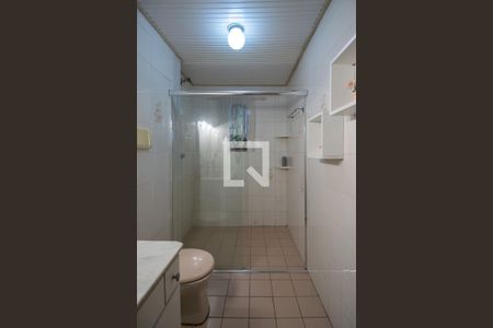 Casa de condomínio à venda com 251m², 4 quartos e 3 vagasBanheiro Social