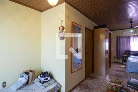 Casa de condomínio à venda com 251m², 4 quartos e 3 vagasSuite