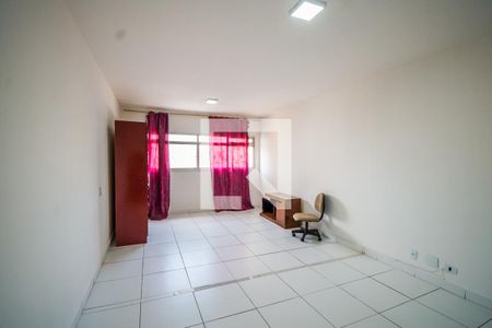 Apartamento para alugar com 40m², 1 quarto e sem vagaSala/Quarto