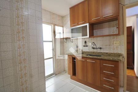 Apartamento à venda com 64m², 2 quartos e 1 vaga Apartamento à venda com 64m², 2 quartos e 1 vagaCozinha