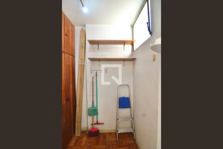 Apartamento à venda com 64m², 2 quartos e 1 vaga Apartamento à venda com 64m², 2 quartos e 1 vagaQuarto de Serviço