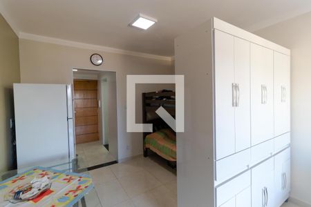 Studio para alugar com 30m², 1 quarto e sem vagaSala/Quarto