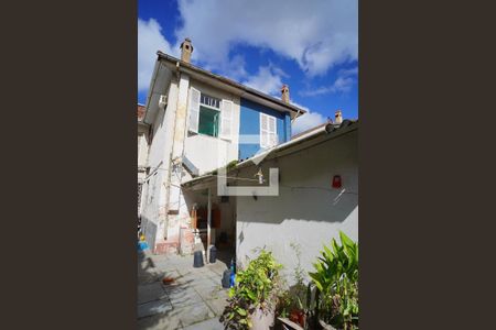 Casa à venda com 140m², 3 quartos e sem vagaPátio