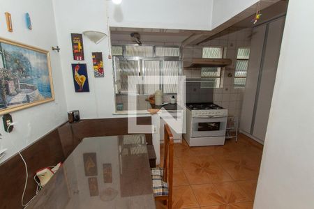 Cozinha de apartamento à venda com 3 quartos, 106m² em Petrópolis, Porto Alegre
