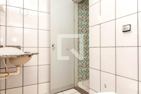 Banheiro da Suíte de apartamento para alugar com 3 quartos, 140m² em Lidice, Uberlândia