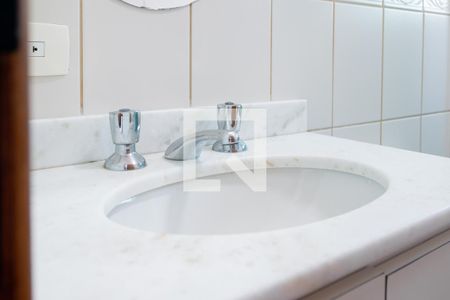 Banheiro Social de casa à venda com 3 quartos, 120m² em Santo Amaro, São Paulo