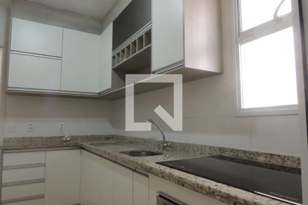 Apartamento à venda com 81m², 2 quartos e 2 vagasCozinha