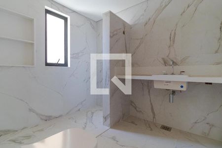 Apartamento à venda com 310m², 3 quartos e 2 vagasBanheiro da Suíte 02