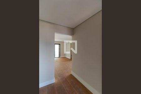 Apartamento à venda com 310m², 3 quartos e 2 vagasCorredor 01