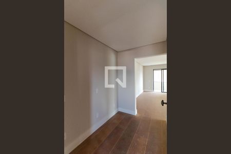Apartamento à venda com 310m², 3 quartos e 2 vagasCorredor 01