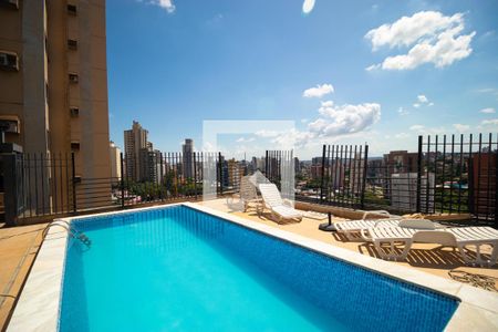 Apartamento à venda com 310m², 3 quartos e 2 vagasÁrea comum - Piscina