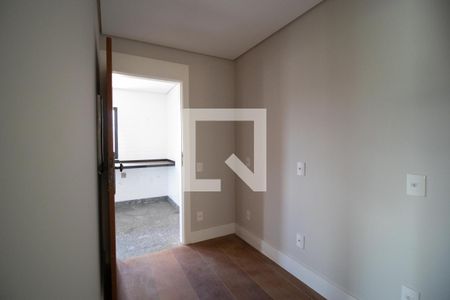 Apartamento à venda com 310m², 3 quartos e 2 vagasCorredor 01