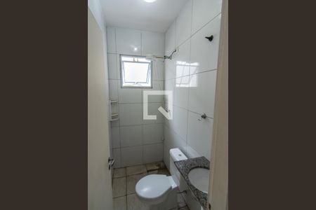 Banheiro de kitnet/studio para alugar com 1 quarto, 25m² em Belenzinho, São Paulo