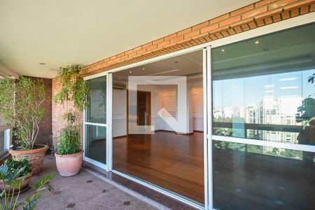 Varanda 1 de apartamento para alugar com 4 quartos, 380m² em Jardim Fonte do Morumbi, São Paulo