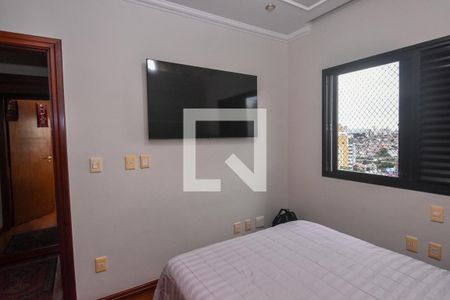 Apartamento à venda com 233m², 4 quartos e 5 vagas Apartamento à venda com 233m², 4 quartos e 5 vagasQuarto 2