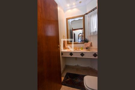 Apartamento à venda com 233m², 4 quartos e 5 vagas Apartamento à venda com 233m², 4 quartos e 5 vagasLavabo