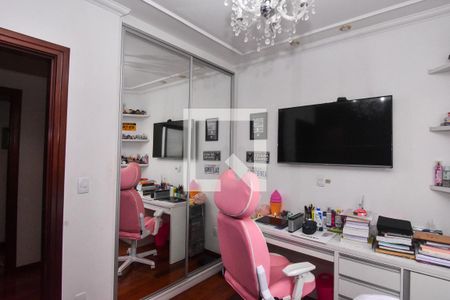 Apartamento à venda com 233m², 4 quartos e 5 vagas Apartamento à venda com 233m², 4 quartos e 5 vagasQuarto 3