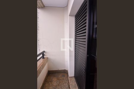 Apartamento à venda com 233m², 4 quartos e 5 vagas Apartamento à venda com 233m², 4 quartos e 5 vagasVaranda da Sala