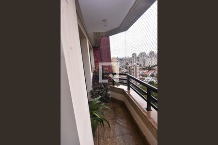 Apartamento à venda com 233m², 4 quartos e 5 vagas Apartamento à venda com 233m², 4 quartos e 5 vagasVaranda da Sala