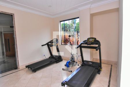 Apartamento à venda com 233m², 4 quartos e 5 vagas Apartamento à venda com 233m², 4 quartos e 5 vagasÁrea comum - Academia