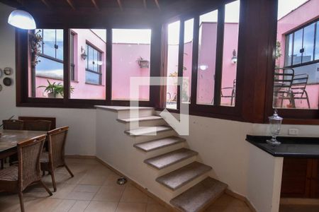 Apartamento à venda com 233m², 4 quartos e 5 vagas Apartamento à venda com 233m², 4 quartos e 5 vagasSala 2