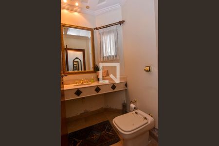 Apartamento à venda com 233m², 4 quartos e 5 vagas Apartamento à venda com 233m², 4 quartos e 5 vagasLavabo