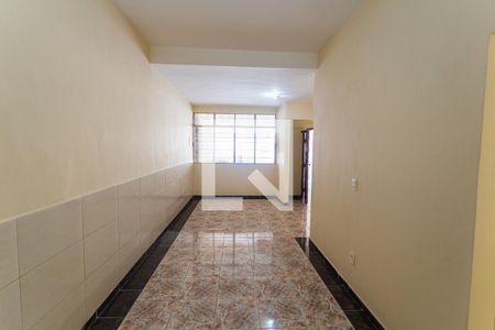 Sala 1 de casa para alugar com 3 quartos, 149m² em Horto, Belo Horizonte