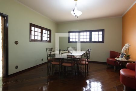 Sala 1 de casa à venda com 3 quartos, 250m² em Parque da Figueira, Campinas