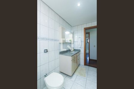 Casa à venda com 240m², 4 quartos e 3 vagasBANHEIRO SUITE