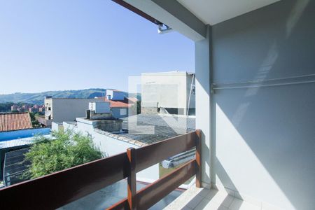 Casa à venda com 240m², 4 quartos e 3 vagasVARANDA